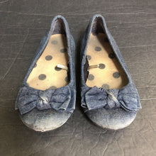 Load image into Gallery viewer, Girls Bow Flats
