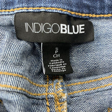 Load image into Gallery viewer, Denim Shorts
