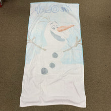 Load image into Gallery viewer, Olaf Bath Towel
