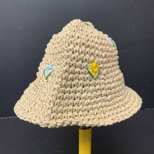 Load image into Gallery viewer, Flower Straw Hat
