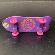 Load image into Gallery viewer, Skateboard
