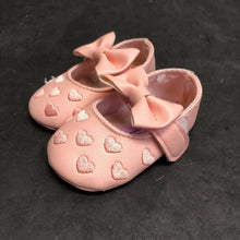 Load image into Gallery viewer, Girls Heart Shoes

