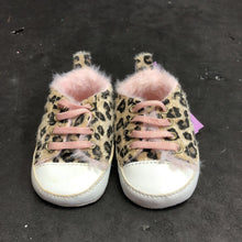 Load image into Gallery viewer, Girls Animal Print Shoes
