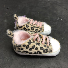 Load image into Gallery viewer, Girls Animal Print Shoes
