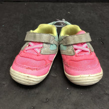 Load image into Gallery viewer, Girls Velcro Sneakers
