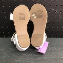 Load image into Gallery viewer, Girls Sandals
