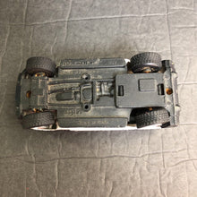 Load image into Gallery viewer, Diecast Hummer Car
