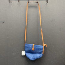 Load image into Gallery viewer, Flower Straw Bag (NEW) (Indigo Soul)
