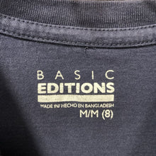 Load image into Gallery viewer, &quot;82&quot; Tshirt
