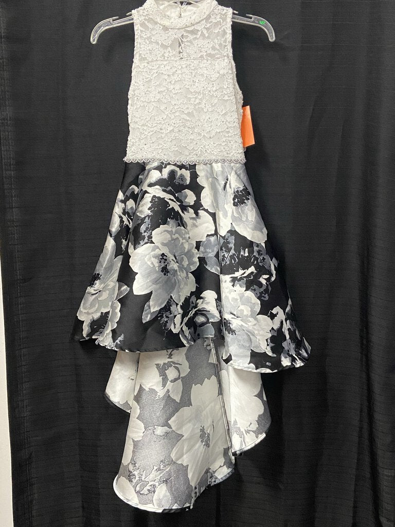 Lace Flower Dress (NEW)