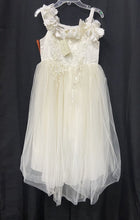 Load image into Gallery viewer, Tulle Flower Formal Dress (NEW)
