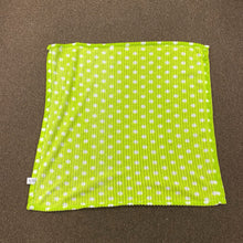 Load image into Gallery viewer, Polka Dot Nursery Blanket
