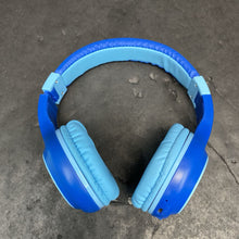 Load image into Gallery viewer, Headphones

