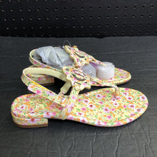 Load image into Gallery viewer, Girls Painted Petals Wylie Sandals (NEW)
