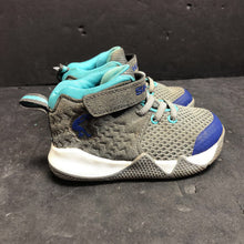 Load image into Gallery viewer, Boys Sneakers
