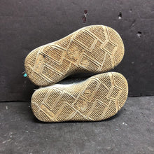 Load image into Gallery viewer, Boys Sneakers
