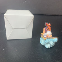Load image into Gallery viewer, Disney Magic Thimble Collection Aladdin Figurine
