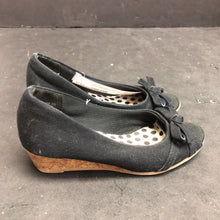 Load image into Gallery viewer, Girls Wedge Shoes
