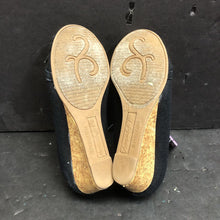 Load image into Gallery viewer, Girls Wedge Shoes
