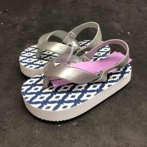 Girls Patterned Flip Flops