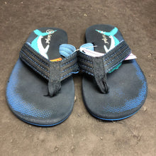Load image into Gallery viewer, Boys Shark Flip Flops
