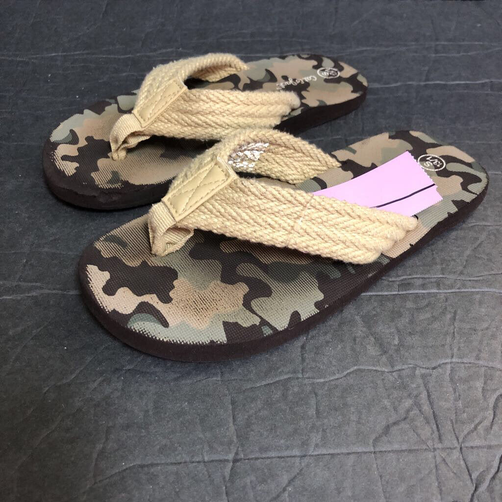 Boys Camo Flip Flops