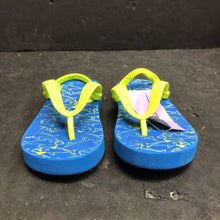 Load image into Gallery viewer, Boys Shark Flip Flops
