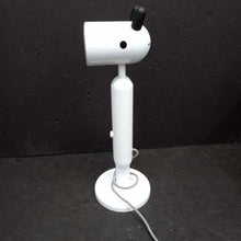 Load image into Gallery viewer, Krux LED Desk Lamp
