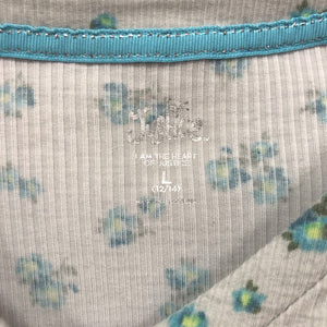 Flower Button Lace Top