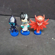 Load image into Gallery viewer, 3pk Mini Figures
