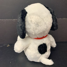 Load image into Gallery viewer, &quot;Peanuts&quot; Snoopy Plush
