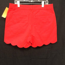 Load image into Gallery viewer, Scallop Hem Shorts (NEW)
