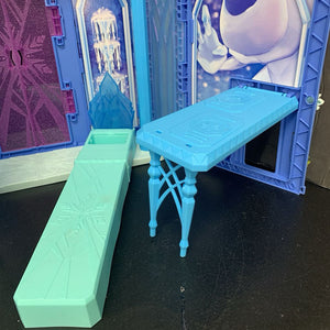 Elsa's Fold & Go Ice Palace w/Accessories