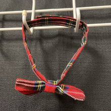 Load image into Gallery viewer, Plaid Vest w/Bowtie (Nastiin)
