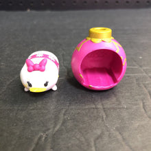 Load image into Gallery viewer, Disney Tsum Tsum Christmas Daisy Duck Figure w/Ornament
