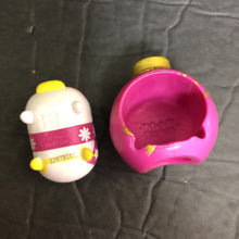 Load image into Gallery viewer, Disney Tsum Tsum Christmas Daisy Duck Figure w/Ornament
