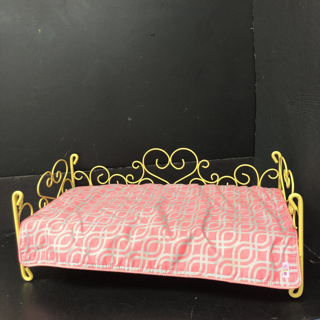 Scrollwork Bed - Sweet Dreams Bed for 18