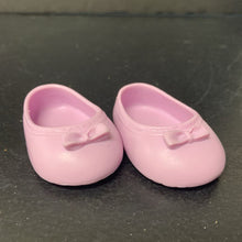 Load image into Gallery viewer, Shoes for 18" Doll
