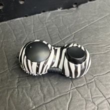 Load image into Gallery viewer, Mini Game Controller Sensory Fidget Toy
