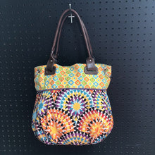 Load image into Gallery viewer, Flower Shoulder Bag
