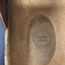 Load image into Gallery viewer, Boys Buckled Sandals
