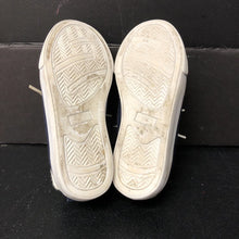 Load image into Gallery viewer, Boys Shoes
