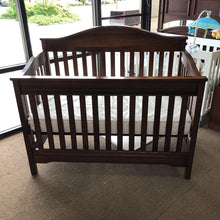Load image into Gallery viewer, Langley Wooden Convertible Crib
