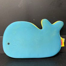 Load image into Gallery viewer, moby bath kneeler
