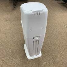 Load image into Gallery viewer, Diaper genie complete diaper pail
