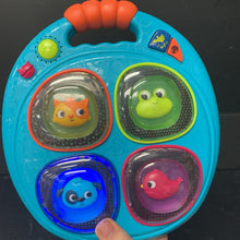 Load image into Gallery viewer, Catch a Sound Memory Game Battery Operated
