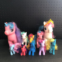 Load image into Gallery viewer, Set of Unicorns
