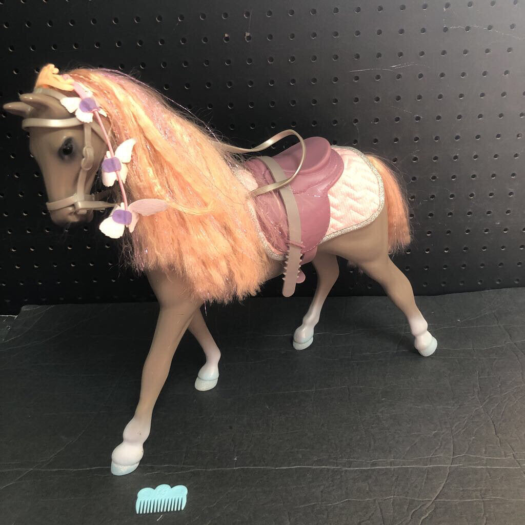 Wanderlust Horse w/Accessories for 14