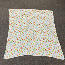 Load image into Gallery viewer, Flower Muslin Swaddle Blanket (Marguax &amp; May)
