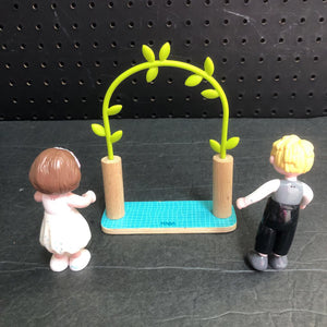 Little Friends Bride & Groom Dolls w/Altar